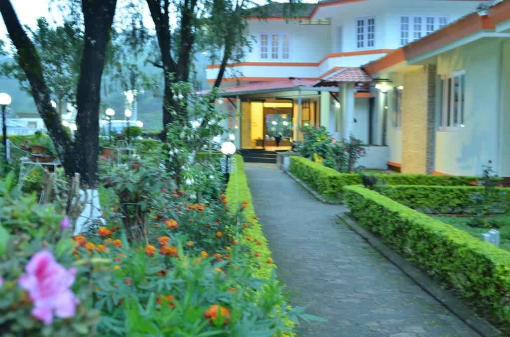 Royal Retreat Hotel Munnar Ngoại thất bức ảnh