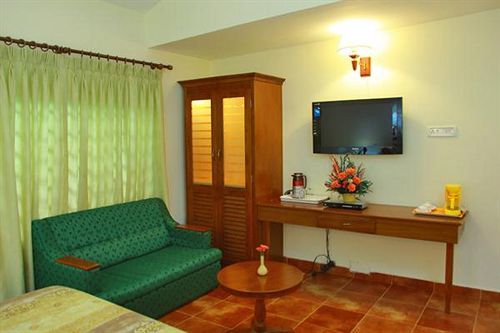 Royal Retreat Hotel Munnar Ngoại thất bức ảnh